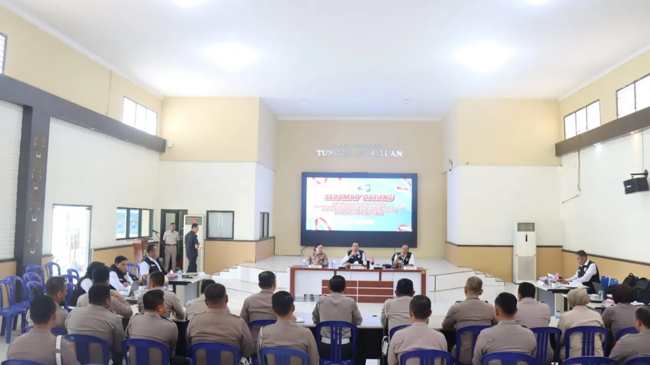Cek Kesiapan Operasional, Itwasda Polda Lampung Periksa Randis hingga Senpi di Polres Lamtim