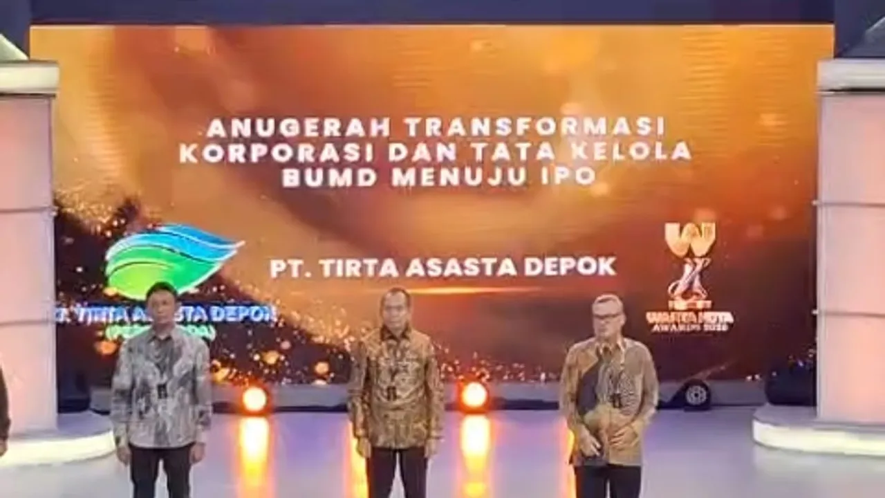 PT. TIRTA ASASTA DEPOK RAIH “ANUGERAH TRANSFORMASI KORPORASI DAN TATA KELOLA BUMD MENUJU IPO” DI WARTA KOTA AWARDS 2026