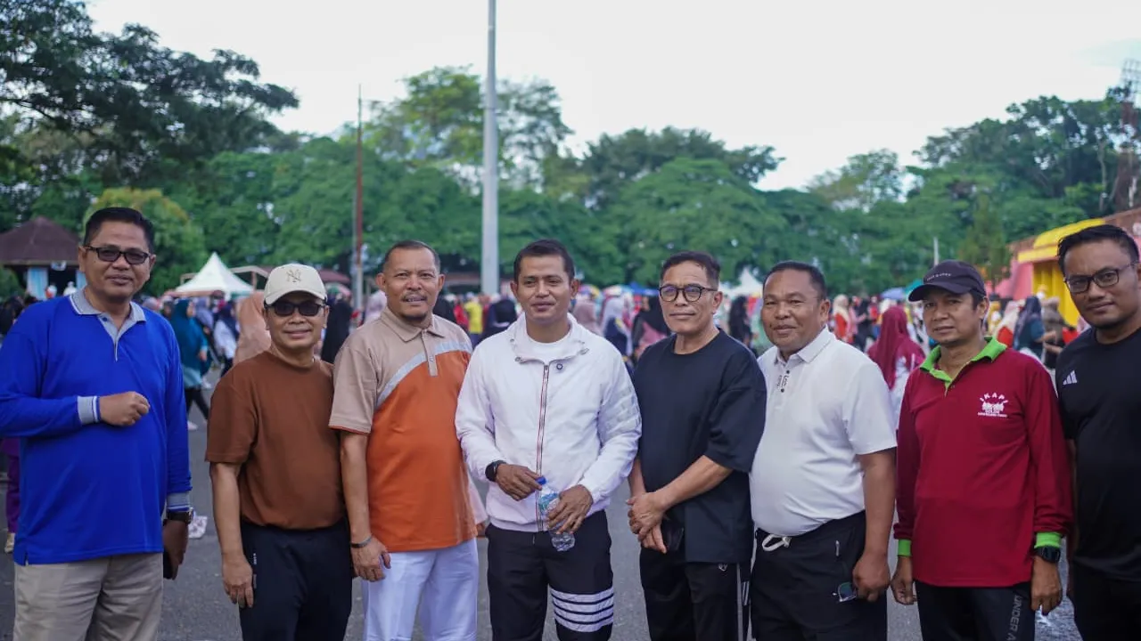 Gerak Jalan Santai Pemkab Solok Meriah, Dorong Hidup Sehat dan Pertumbuhan UMKM